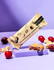 Organic chocolate with cashews and sour cherries 50 g